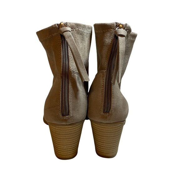 NEW Dolce Vita DV8 Tan Suede Boots w/ Stretch Sz. 10 - Picture 5 of 5